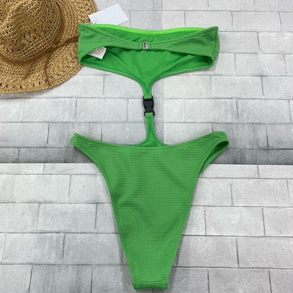 [NEW] TWIIN Vice Buckle One-piece - Picture 11 of 13